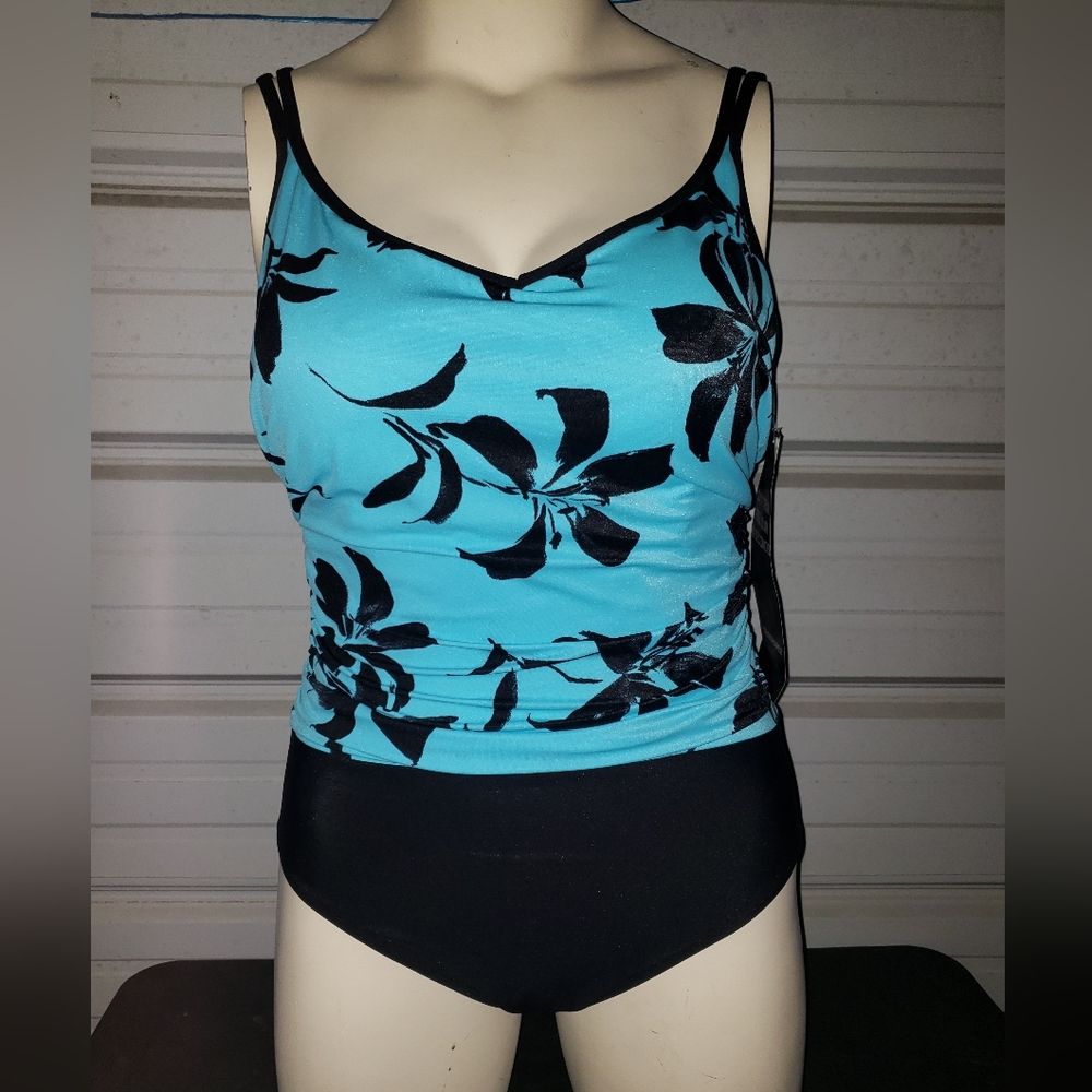Plus Size 18 2X NEW Trimshaper Swimsuit Blue one piece 🏊‍♂️ slimming kohls
